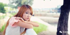 男女双方为什么在恋爱中要保持适当的距离？距离产生美